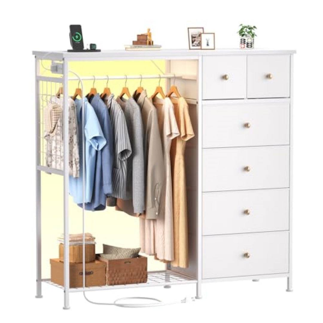 Lockers, Equipped With Hanging Racks And Charging Stations With LED Lights, Fabric Lockers With Shelves And Wooden Roof Panels